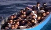 إنقاذ 500 مهاجر مغربي بالسواحل الايطالية
