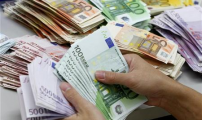 مهاجرمغربي يعيد مبلغا ماليا تلقاه من بلدية إيطالية حينما كان يمر بظروف صعبة