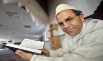 اتحاد مساجد فرنسا يطالب بفتح معهد محمد السادس لتكوين الأئمة ببلاد نابليون