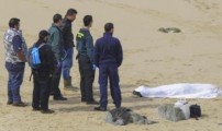 البحر يلفظ جثة مواطن مغربي فقد قبل اسبوع باسبانيا (فيديو)