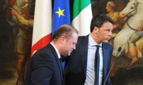 رئيس الوزراء الإيطالي يستبعد أي تدخل بري للقوات الدولية للتصدي للهجرة غير الشرعية