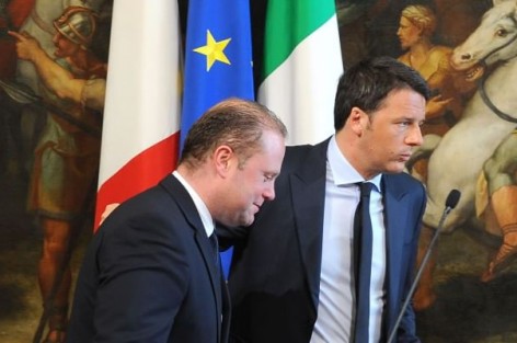رئيس الوزراء الإيطالي يستبعد أي تدخل بري للقوات الدولية للتصدي للهجرة غير الشرعية