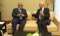 رئيس المنتدى الاقتصادي العالمي يهنئ ابن كيران على الإصلاحات التي قام بها المغرب