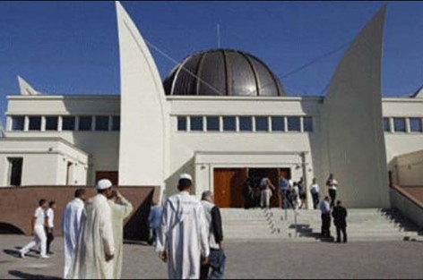 اتحاد مساجد فرنسا يدين الاعتداء على مسجد جنوب شرق فرنسا