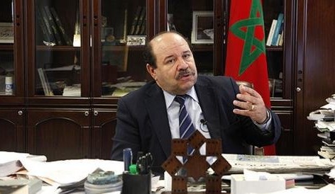 السيد الأمين العام لمجلس الجالية المغربية المقيمة بالخارج الأستاذ الدكتور عبد الله بوصوف يضع النقط على الحروف للرد على المحللين الأوربيين  الذين يسمون أنفسهم ب ( المتخصصين في الهجرة و المنطقة المغاربية بصفة عامة…).