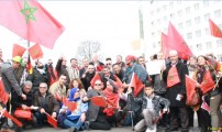 المغاربة المقيمين بالخارج ينظمون وقفة حضارية أمام مقر الامم المتحدة بالمانيا .