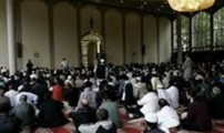 الجالية المسلمة في بولونيا ترد على تصريح مرشح رابطة الشمال الذي وصف المساجد بثكنات للكراهية