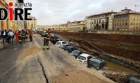 انهيار جسر أرنو وسط مدينة فيرينزي الايطالية