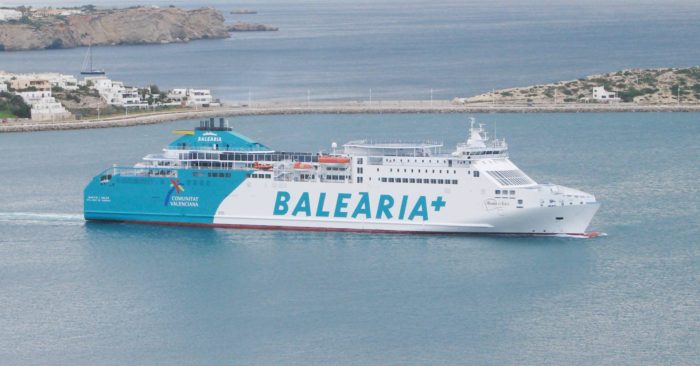 باخرة باليريا تترك أصداء و إنطباعات حسنة لدى زبنائها من أفراد الجالية المغربية المقيمة بالخارج خلال عملية عبور 2017 بميناء بني أنصار.