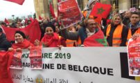 Diapo-Vidéo – Des Marocains d’Europe manifestent contre la profanation du drapeau et célèbrent le 44ème anniversaire de la marche verte.