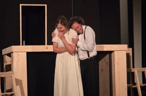 «أمر / Adaɛthiɣ».. نادي الحسيمة للمسرح يعلن عن جديده المسرحي في عرض أول بالحسيمة